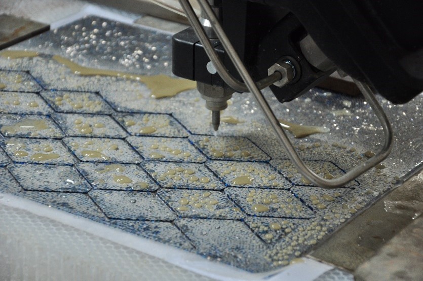 Automatische Wasserstrahlschneidemaschine mit niedriger Schnitttemperatur