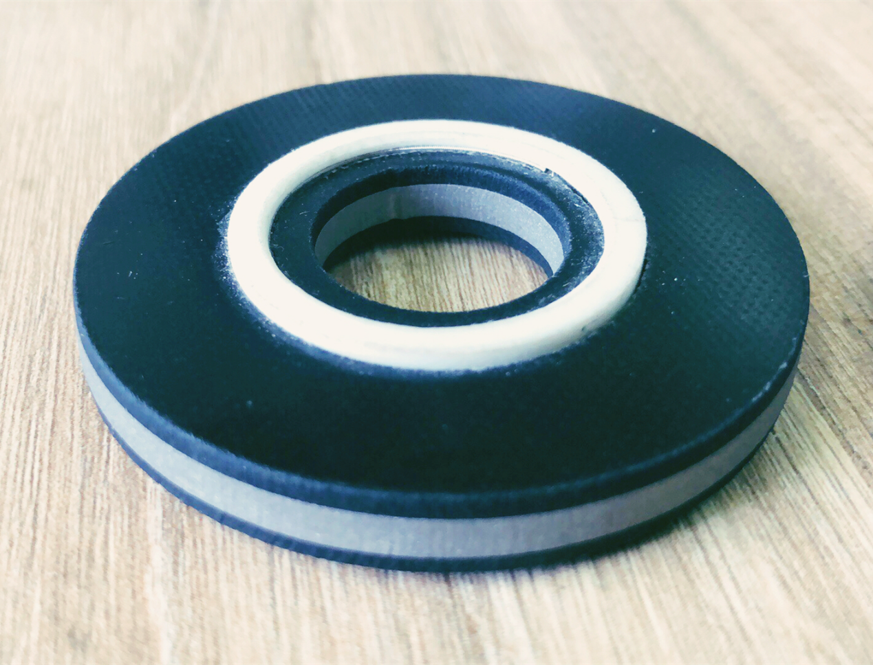 Praktischer Wasserstrahlschneider aus Metall für Verbundmaterial